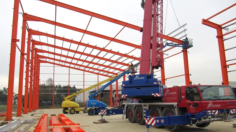 Artinger Abensberg – Stahlbaumontage von Lochner