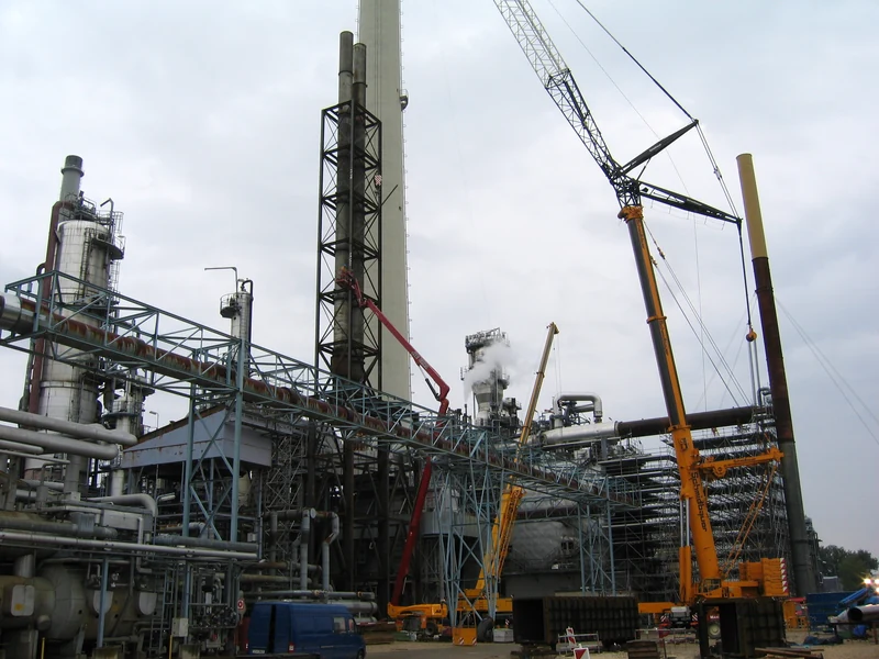 Bayern Oil Notkamin – Stahlbaumontage von Lochner